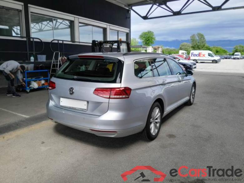 Volkswagen 2 VOLKSWAGEN PASSAT / 2014 / 5P / STATION WAGON VARIANT 2.0 TDI 110KW BUSINESS BMT #2