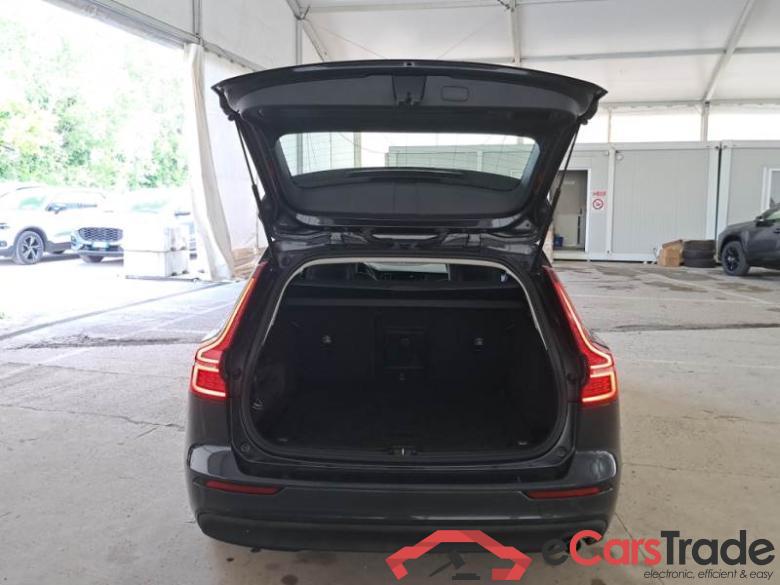 Volvo 5 VOLVO V60 / 2018 / 5P / STATION WAGON D3 GEARTRONIC BUSINESS #5
