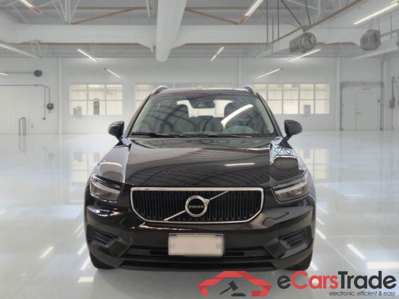 Volvo 225 VOLVO XC40 / 2017 / 5P / SUV T2 AUTOMATICO BUSINESS #6