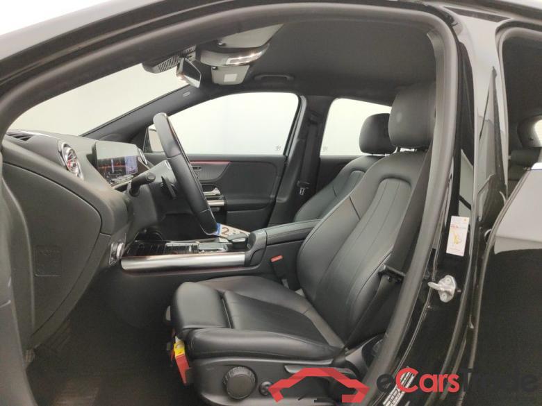 Mercedes-Benz GLA GLA 200 d Business Solution 5d #6