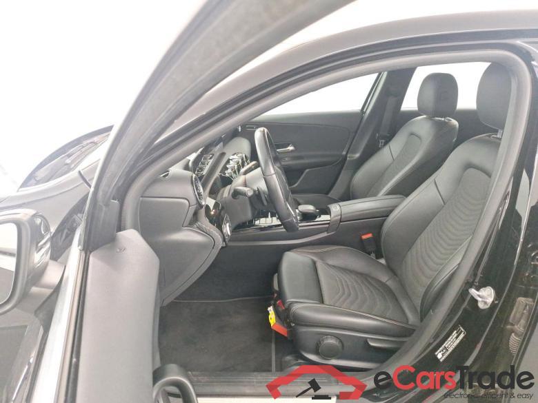 MERCEDES-BENZ A-CLASS 1.3 A 250 E DCT Advantage Mirror Cruise control Parking with rear view camera #5