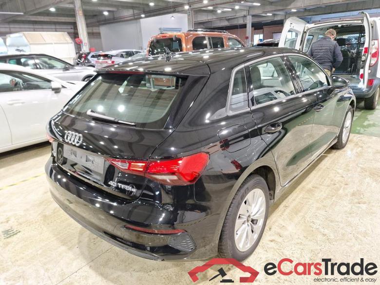 AUDI A3 SPORTBACK 1.4 40 TFSI E S TRONIC SPORTB ATTRACTION #2