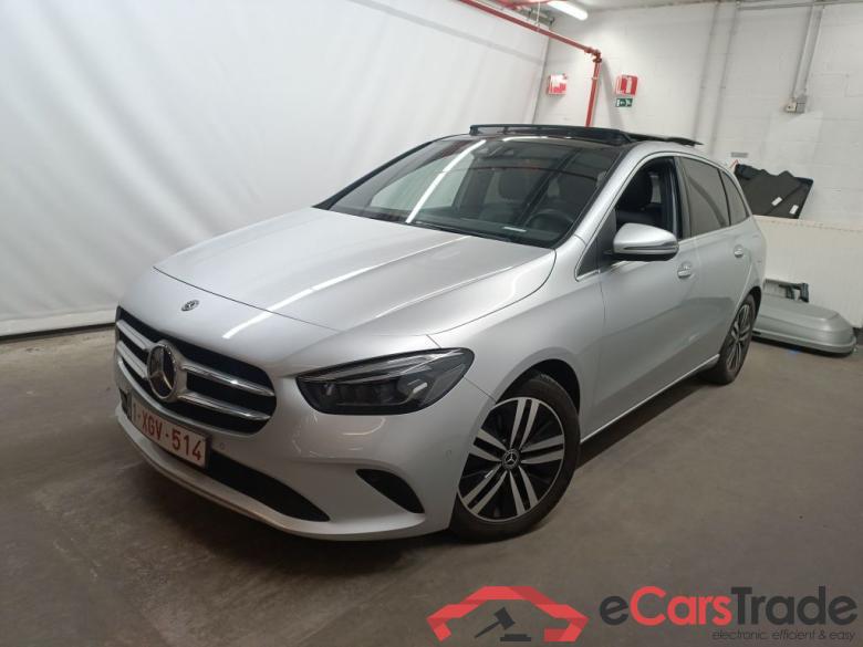 Mercedes-Benz B-Klasse B 180 d Launch Edition 5d #3