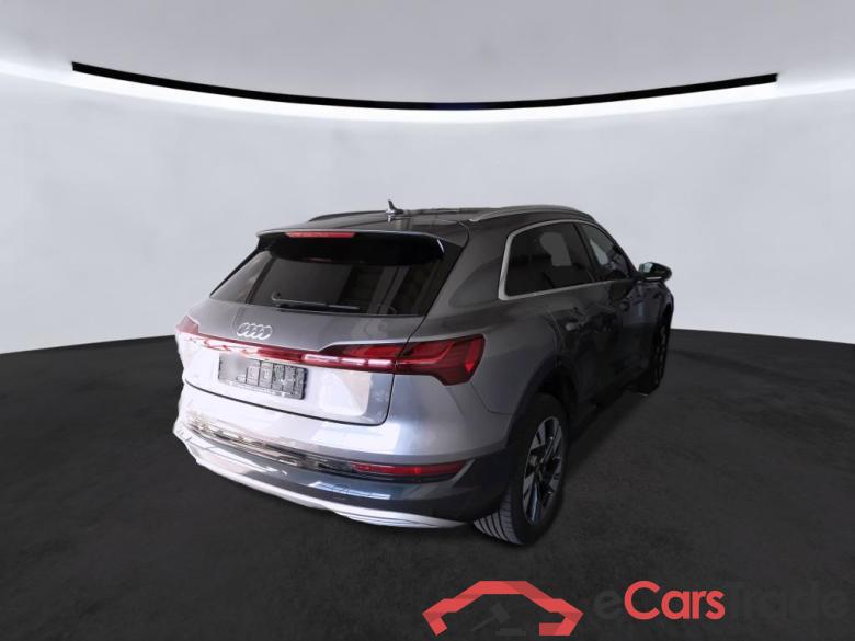 Audi 50 quattro advanced E-tron #4