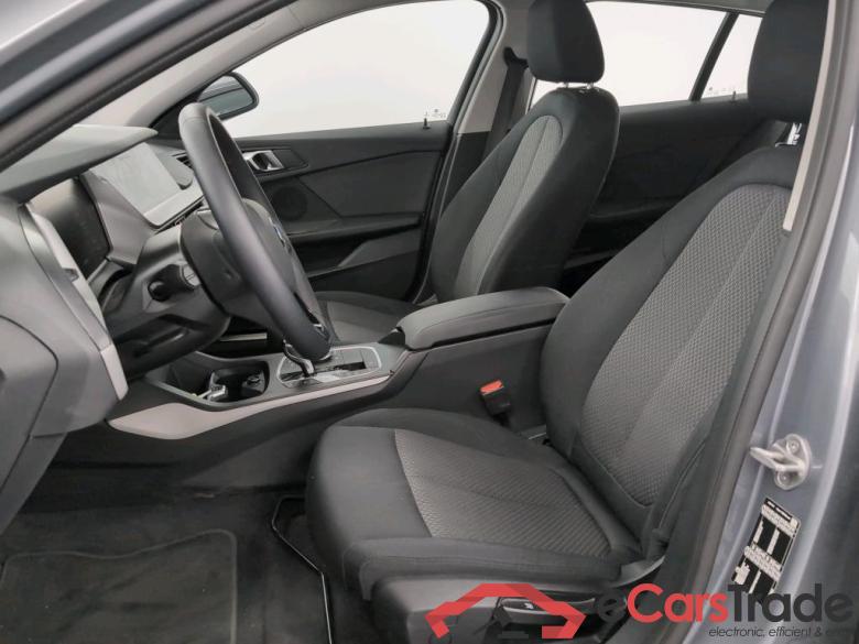 BMW 1 SERIES HATCH 1.5 118IA (100KW) Model Advantage Business Edition Storage Cruise control #5