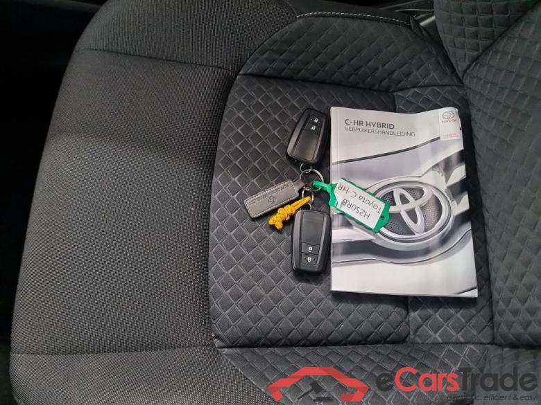 Toyota C-HR '16 Toyota C-HR 1.8 Hybrid Active automaat 5d #4