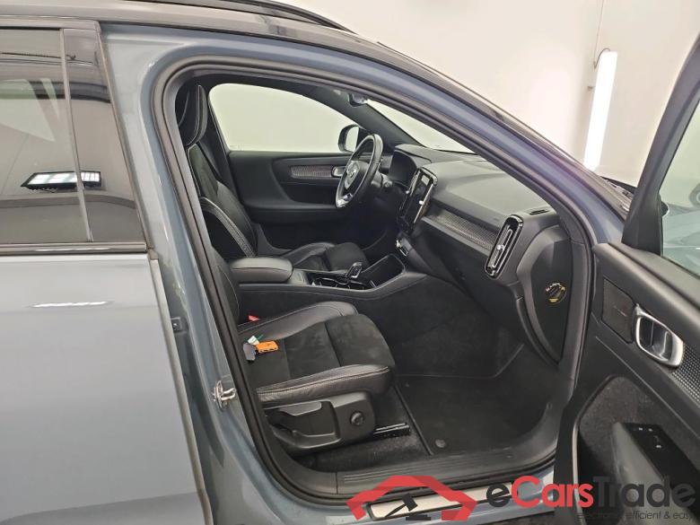 Volvo XC40 '17 Volvo XC40 Recharge P8 AWD 5d #3