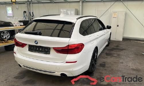 Bmw 520 d xDrive Sport Line Baureihe 5 Touring #2