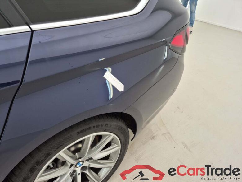 BMW 5-SERIE TOURING 520DA XDRIVE #4