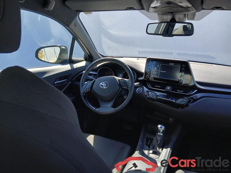 Toyota 1.8 125H Active TOYOTA C-HR / 2019 / 5P / todoterreno 1.8 125H Active #3