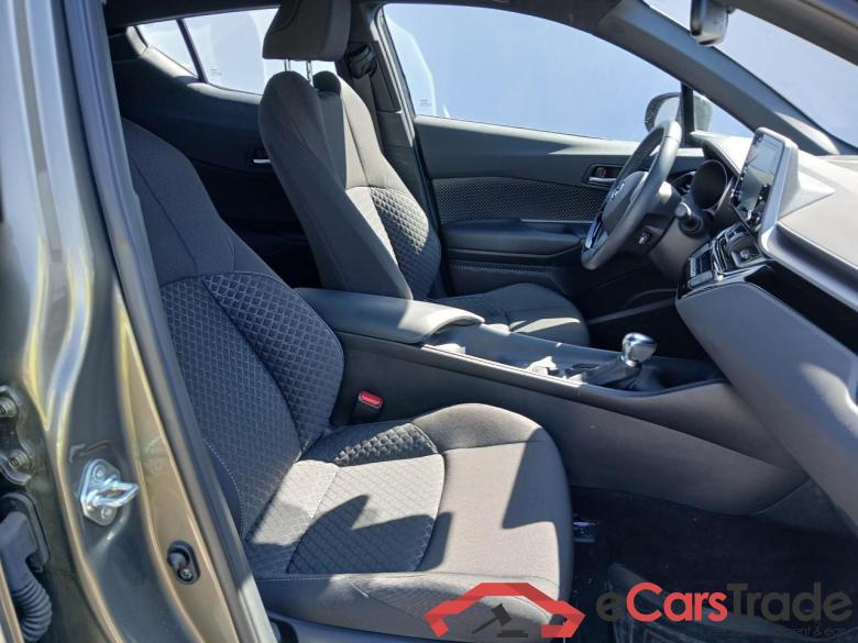 Toyota 1.8 125H Active TOYOTA C-HR / 2019 / 5P / todoterreno 1.8 125H Active #6