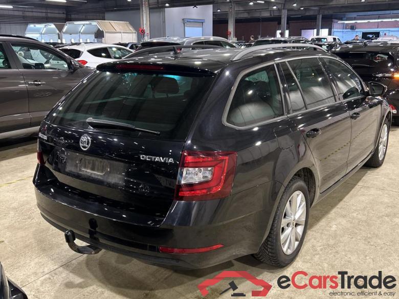 SKODA OCTAVIA COMBI - 2017 1.0 TSI Ambition #2