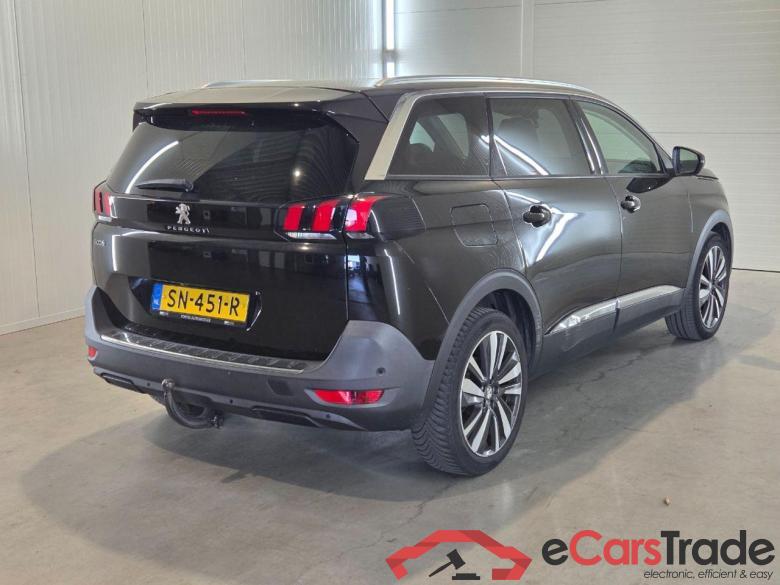PEUGEOT 5008 1.2 PureTech Allure #4