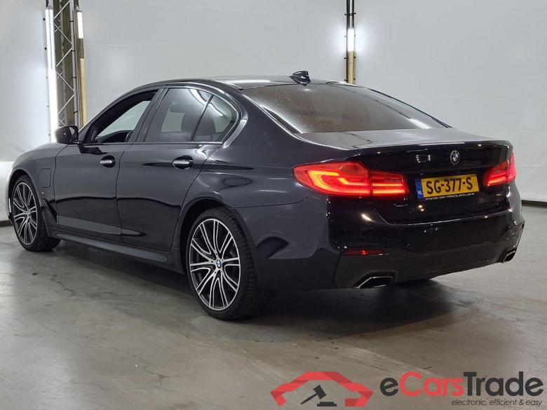 BMW 5-serie 530e iPerformance Executive #3
