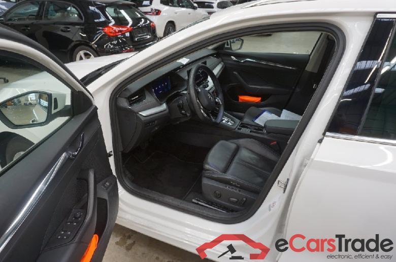 Skoda Octavia Wagon ´20 Octavia Combi First Edition 2.0 TDI 110KW AT7 E6dT #4