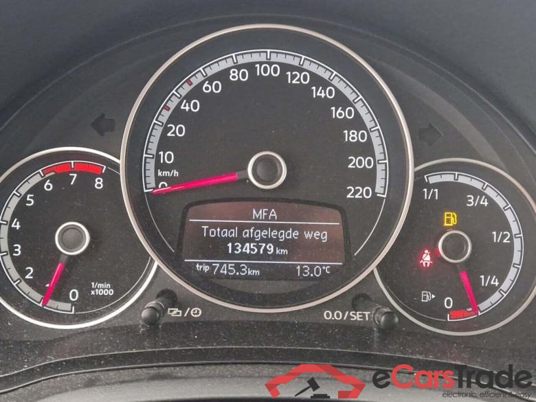 VOLKSWAGEN up! 1.0 BMT move up! #5