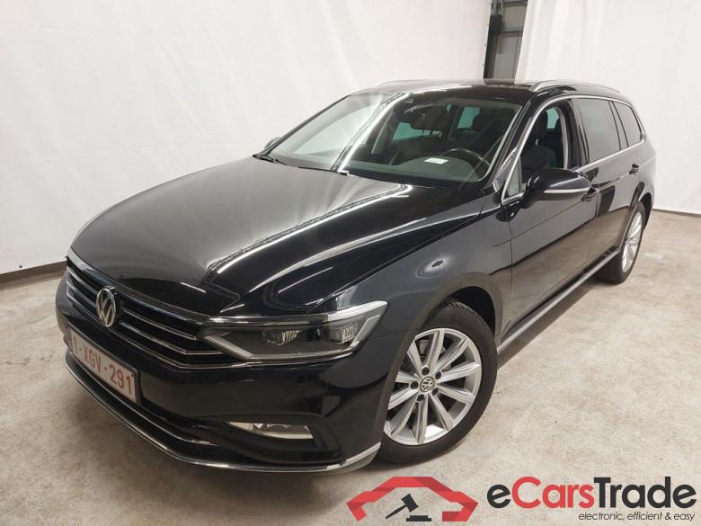 Volkswagen Passat Variant 1.5 TSI OPF DSG7 Elegance Business 5d #3