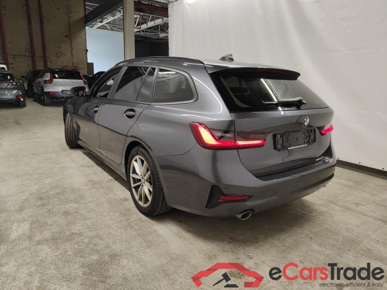 BMW 3 Reeks Touring 318dA (100 kW) 5d #4