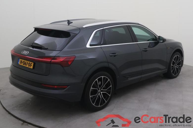 AUDI e-tron  #6