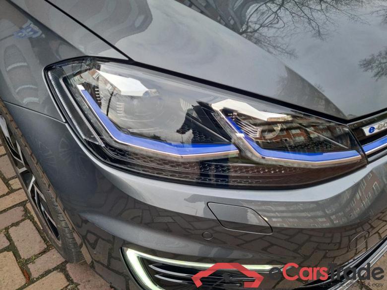 VOLKSWAGEN e-Golf  #4