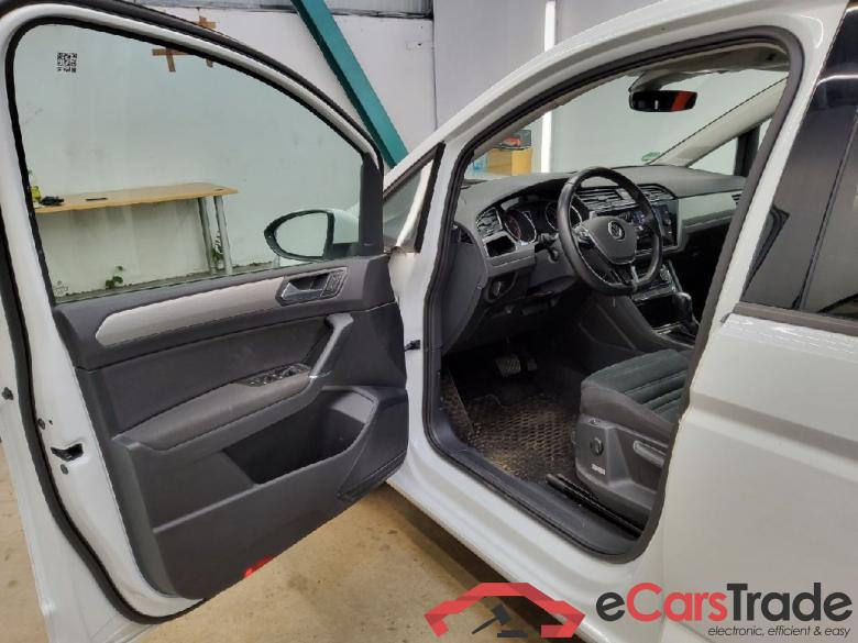 Volkswagen Touran ´15 Touran Comfortline BMT/Start-Stopp 2.0 TDI 110KW AT7 E6d #4