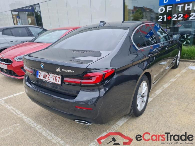 BMW - BMW 5 BERLINE 520e 204PK Business Edition With Dakota Heated Seats & Sunroof & Electric Trailer Hook  * HYBRID * #2