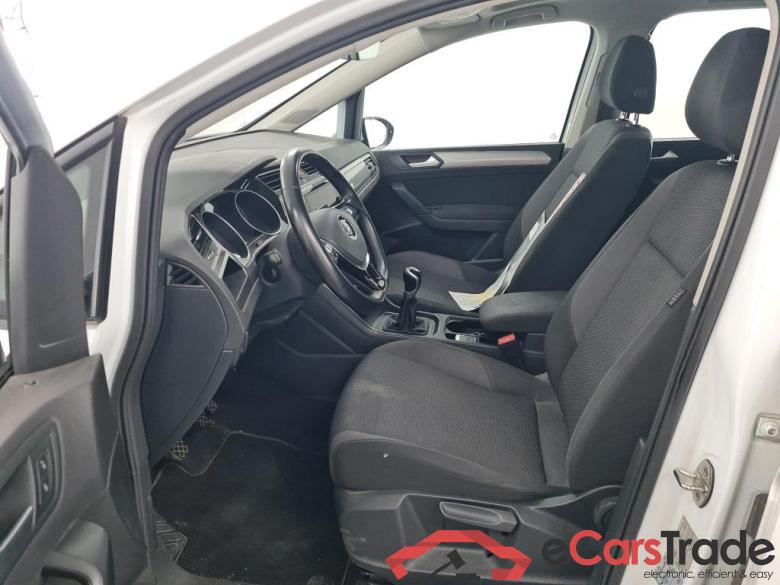 VOLKSWAGEN TOURAN DIESEL - 2015 2.0 TDi SCR Trendline (EU6.2) Family Wintermodule Business Plus #5