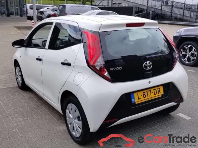 TOYOTA Aygo 1.0 VVT-i x #3