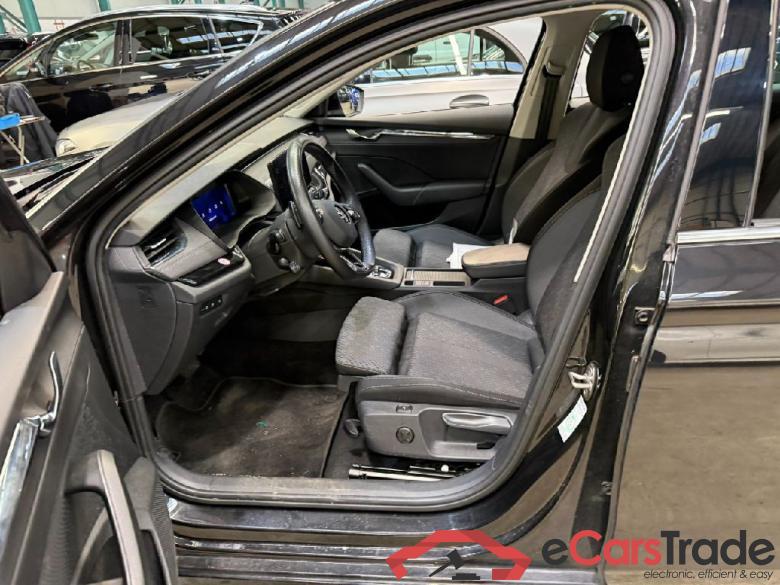 Skoda Octavia Wagon ´20 Octavia Combi Style 2.0 TDI 110KW AT7 E6d #4