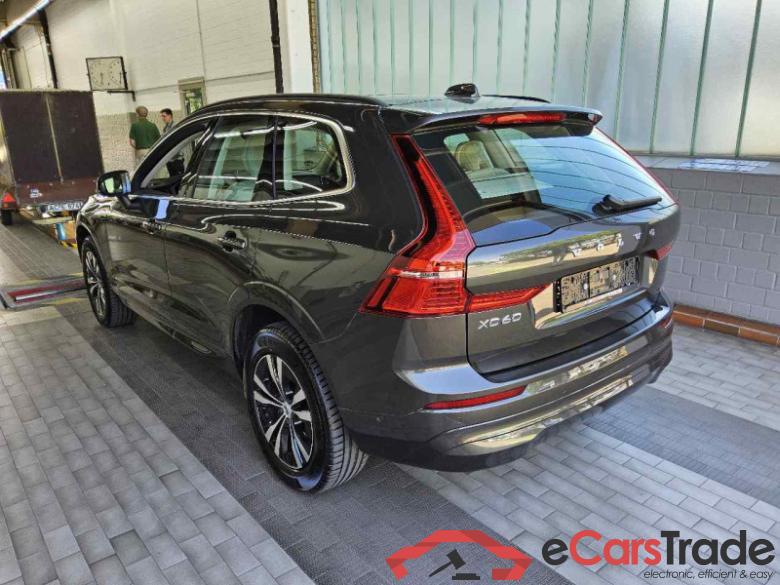 Volvo XC60 (03.2017->) DE - SUV5 B4 (Benzin) 2WD EU6d, Momentum Pro Mild-Hybrid (EURO 6d), (Facelift) 2 #4