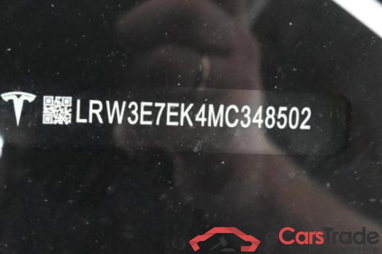 Tesla Model 3 ´18 BEV TESLA Model 3 Langstreckenbatt. Allradantrieb Dual Motor 4d 366kW #5