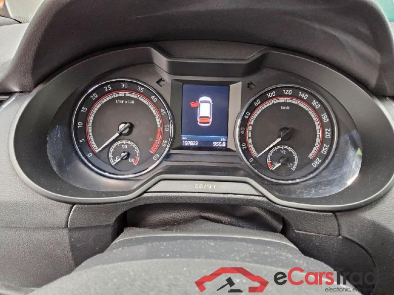 Skoda Octavia Combi - alt Octavia Combi RS 2.0 TDI 135KW AT7 E6 #6