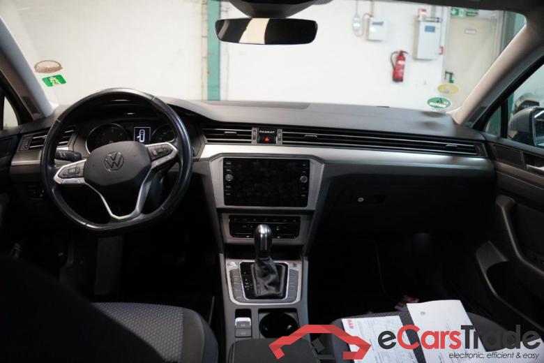 Volkswagen Passat Variant ´14 Passat Variant Conceptline 2.0 TDI 110KW AT7 E6d #3