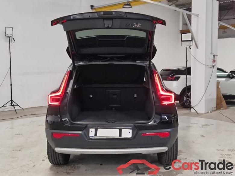 Volvo 233 VOLVO XC40 / 2017 / 5P / SUV T4 PLUG-IN HYBRID AUTO RECHARGE INSCR. #5
