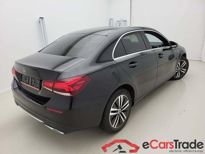 Mercedes A 250e Limousine Hybrid Aut. Pano LED-Xenon Widescreen Ambient Navi Sport-Leather KeylessGo Camera Klima PDC ... #3