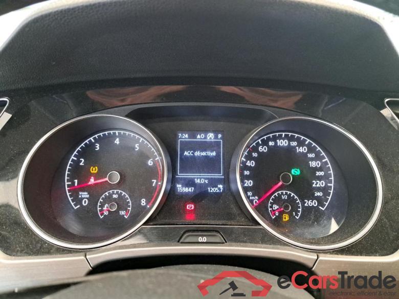 Volkswagen 1.5 TSI EVO DSG7 Lounge 7 pl VOLKSWAGEN Touran / 2015 / 5P / monospace 1.5 TSI EVO DSG7 Lounge 7 pl #6