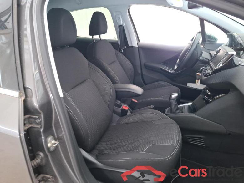 Peugeot BLUEHDI 100 S&S ALLURE BUSINESS 208 Allure Business 1.5 HDi 100CV BVM5 E6dT #6