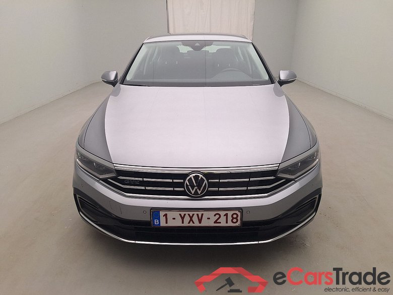 VW, Passat FL'19, Volkswagen Passat 1.4 TSI GTE Business DSG 4d #1