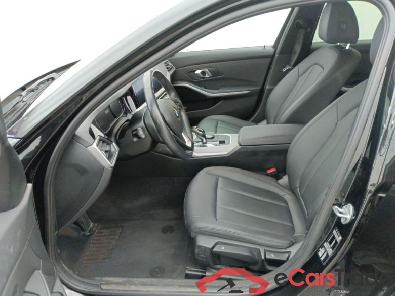 BMW 3 Reeks Touring 318dA (100 kW) 5d #6
