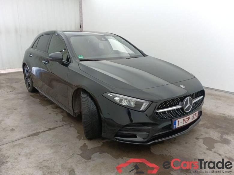 Mercedes-Benz A-Klasse A 180 d DCT Launch Edition 5d #2