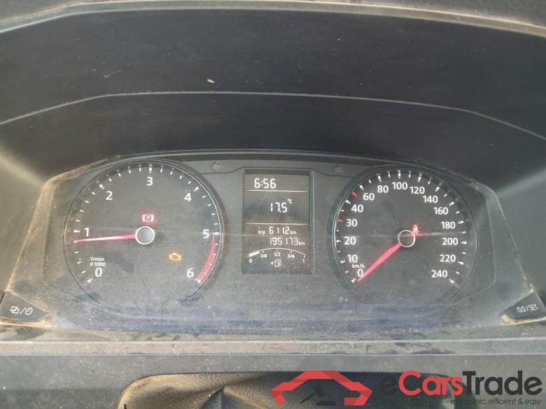 Volkswagen Furgón Corto TN 2.0 TDI 110kW BMT 4Mot T6 Transporter Furgón 4Motion 2.0 TDI 150CV MT6 E6 #4