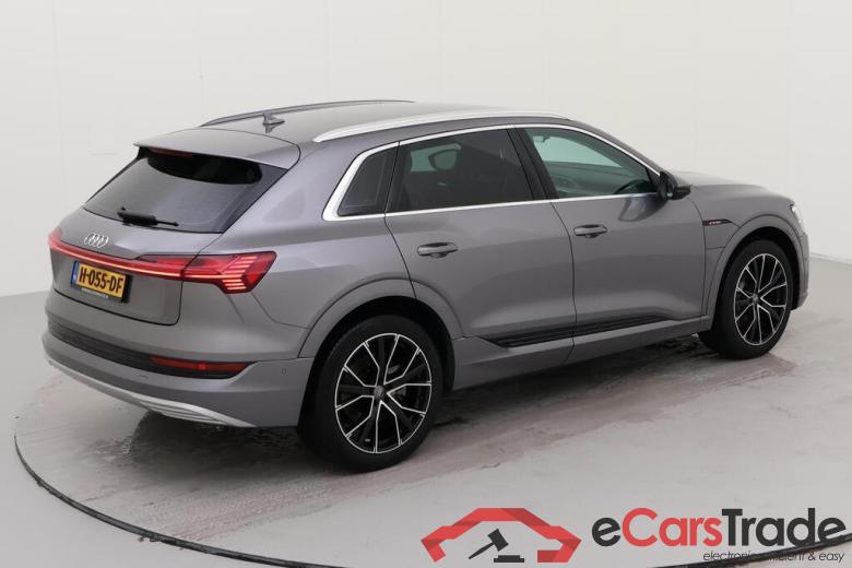 AUDI e-tron  #6