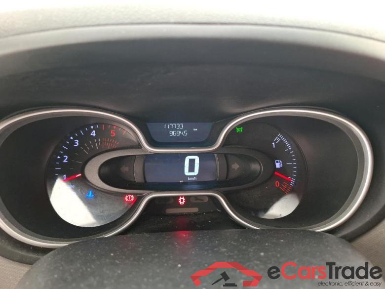 Renault FG GCFL1H1 1200 dCi95 Stop&Start E6 RENAULT Trafic VU 4p Fourgon FG GCFL1H1 1200 dCi95 Stop&Start E6 #6