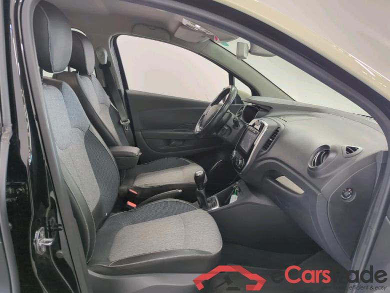 Renault Captur 17-19 Renault Captur Energy TCe 90 Intens 5d #3
