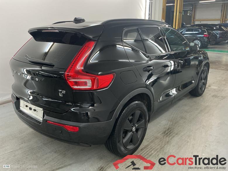 VOLVO XC40 1.5 T2 GEARTRONIC MOMENTUM CORE Park Assist #4