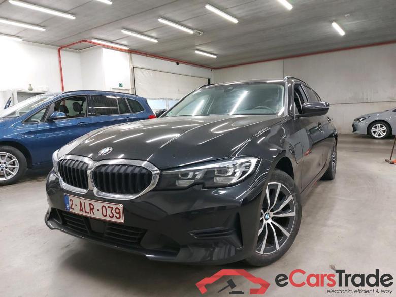 BMW - BMW 3 TOURING 320e 204PK Business Edition With Heated Seats & Driving Assistant & Active Cruise Control & Ambient Lighting & Electric Towing Hook * HYBRID * #1