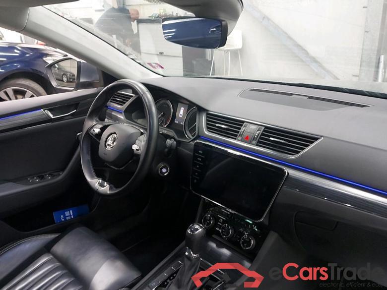 SKODA - SKO SUPERB COMBI CRTDI 120PK DSG7 Style Pack Style Premium II & LED+ & Corporate Plus & Canton Sound #3