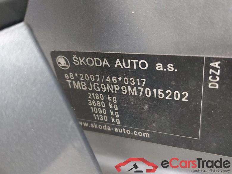 SKODA - SKO SUPERB COMBI CRTDI 120PK DSG7 Style Pack Style Premium II & LED+ & Corporate Plus & Canton Sound #6