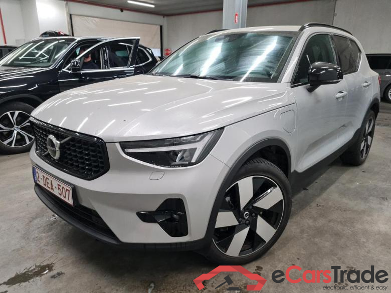 VOLVO - VOL XC40 T5 PHEV 261PK Plus Dark Design & Driver Assist & Light Pack & 20 Inch Alloy  * HYBRID *