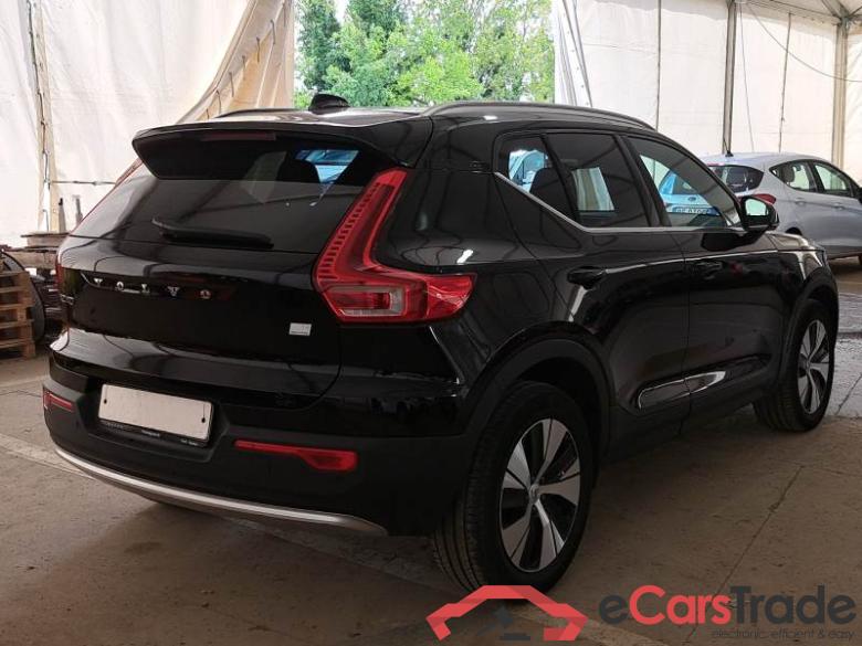 Volvo 11 VOLVO XC40 / 2021 / 5P / SUV T4 RECHARGE PLUG-IN AUTO CORE #2